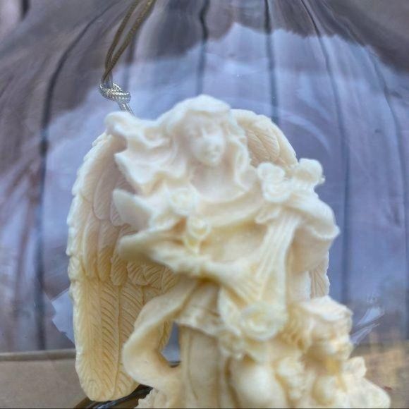 Vintage Avon Angel Glass Ornament - Picture 5 of 11